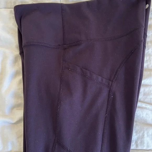 Yogalicious US LUX purple capris leggings size medium athletic yoga - Picture 6 of 7